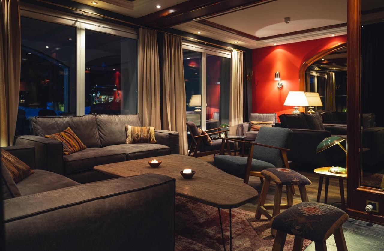 The Rex Hotel Zermatt Exterior photo